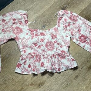 Francesca's Collections Pink & White Floral Puff-Sleeve Peplum Blouse